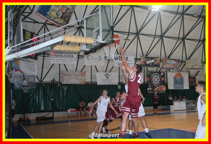 131031 BasketU18 047_tn.jpg